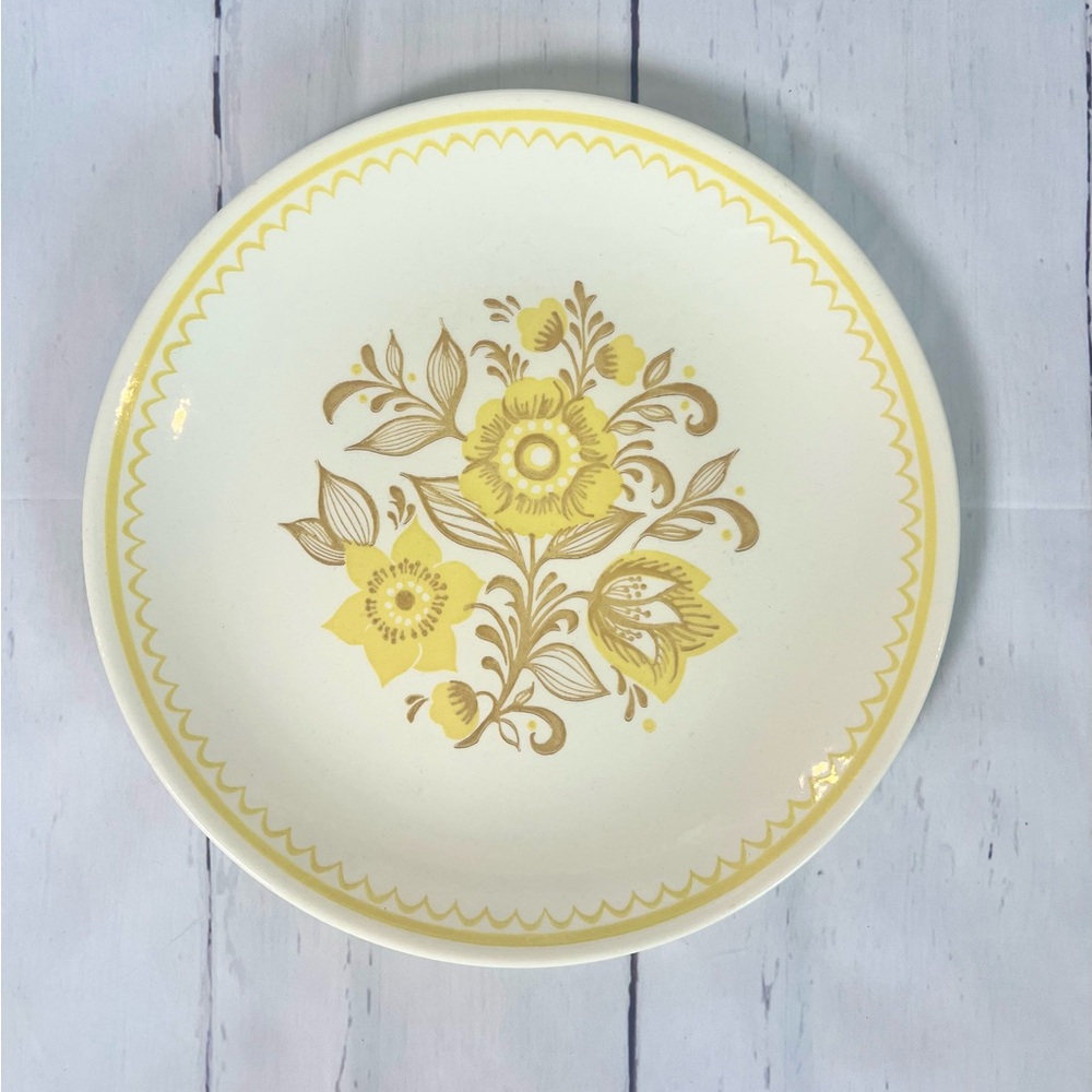 Vintage Royal China Cavalier Jubilee Dinner Plate 11.5" MCM Yellow Floral USA